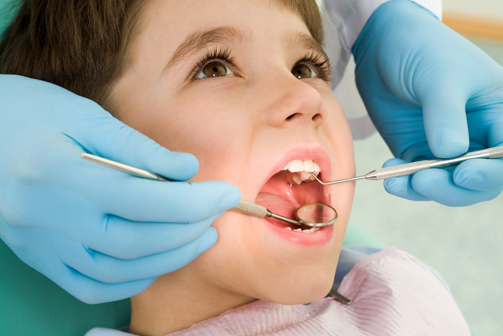 Профилактические осмотры ребенка у стоматолога